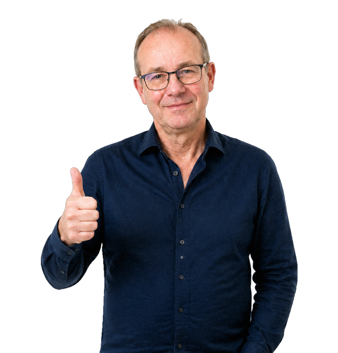 Een ondernemer die blij is met haar nieuwe website